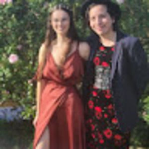 Meet your Posher, Lella